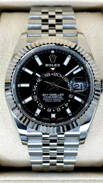 Image of watch Rolex Sky Dweller